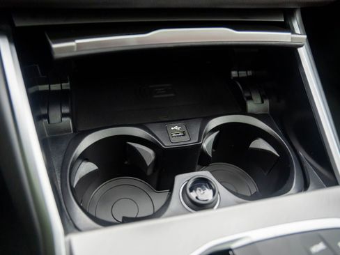 New 2026 BMW 330i xDrive 330i xDrive w/ M Sport Package image 30