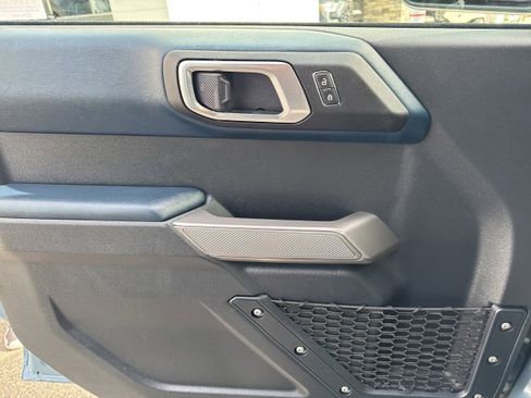 Used 2022 Ford Bronco Outer Banks AWD/4WD image 23
