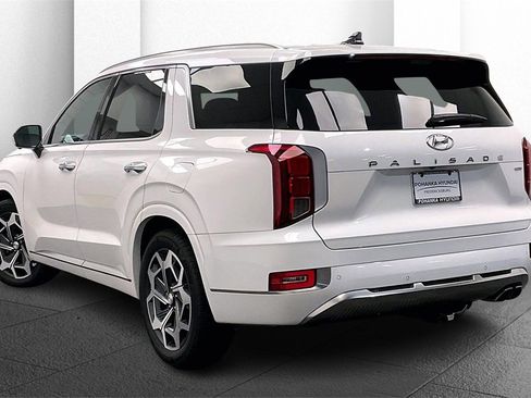 Used 2022 Hyundai Palisade Calligraphy image 8