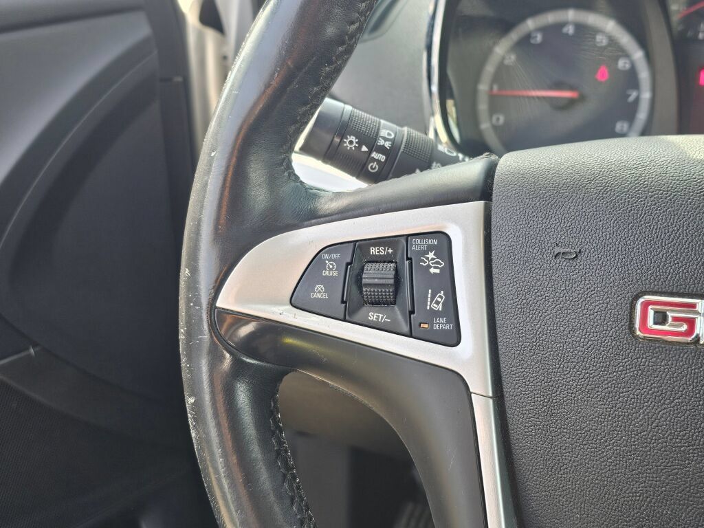 Used 2014 GMC Terrain SLT w/ Safety Package AWD/4WD image 30