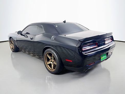 Used 2016 Dodge Challenger R/T Scat Pack w/ Leather Interior Group image 7