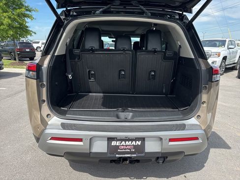 Used 2023 Nissan Pathfinder Platinum AWD/4WD image 28