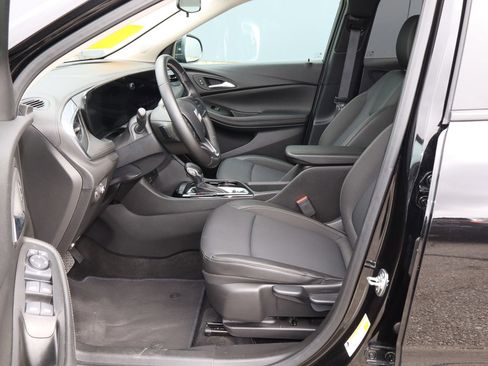 Used 2025 Buick Encore GX Preferred FWD image 7