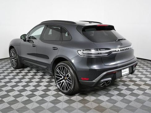 Used 2026 Porsche Macan AWD/4WD image 3