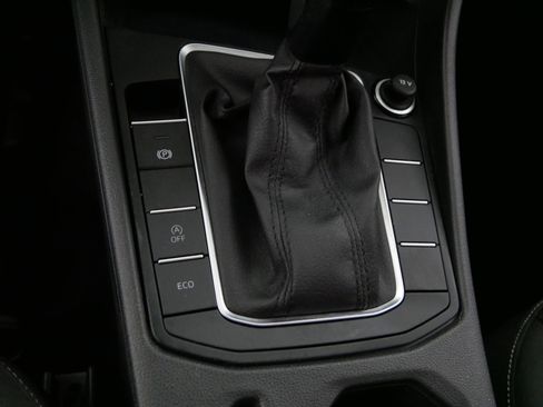 Used 2022 Volkswagen Jetta Sport image 29