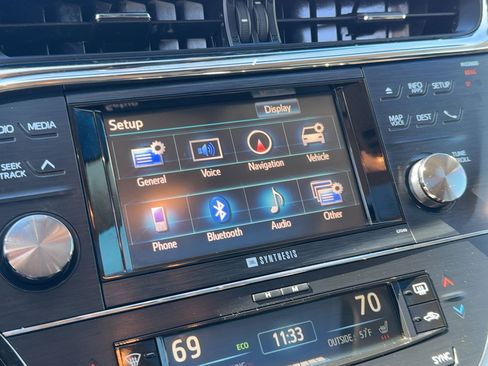 Used 2014 Toyota Avalon Limited w/ Technology Package image 21