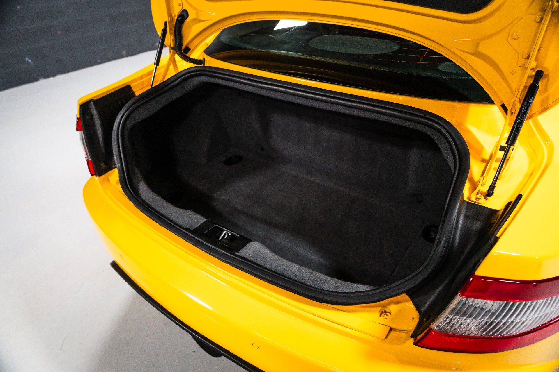 Used 2012 Maserati GranTurismo MC RWD image 12