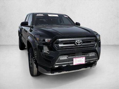 Certified 2024 Toyota Tacoma SR5 AWD/4WD image 3