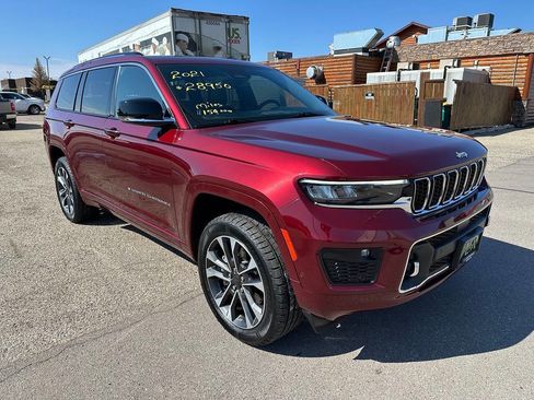 Used 2021 Jeep Grand Cherokee L Overland w/ Luxury Tech Group IV AWD/4WD image 7