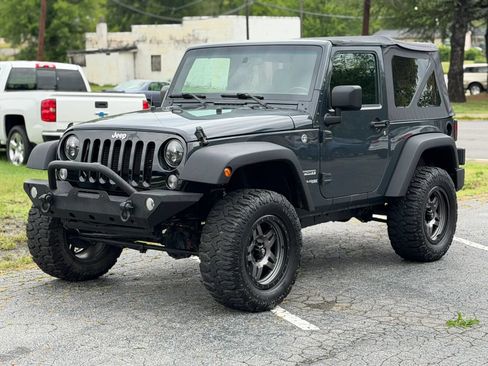 Used 2018 Jeep Wrangler Sport AWD/4WD image 1