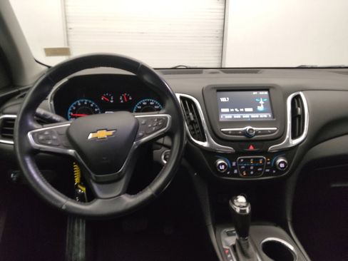 Used 2018 Chevrolet Equinox LT FWD image 22