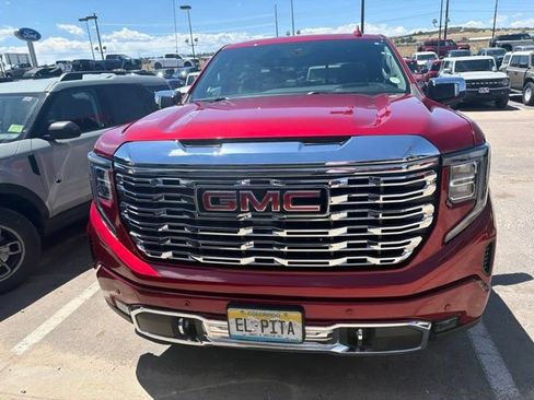 Used 2024 GMC Sierra 1500 Denali AWD/4WD image 2