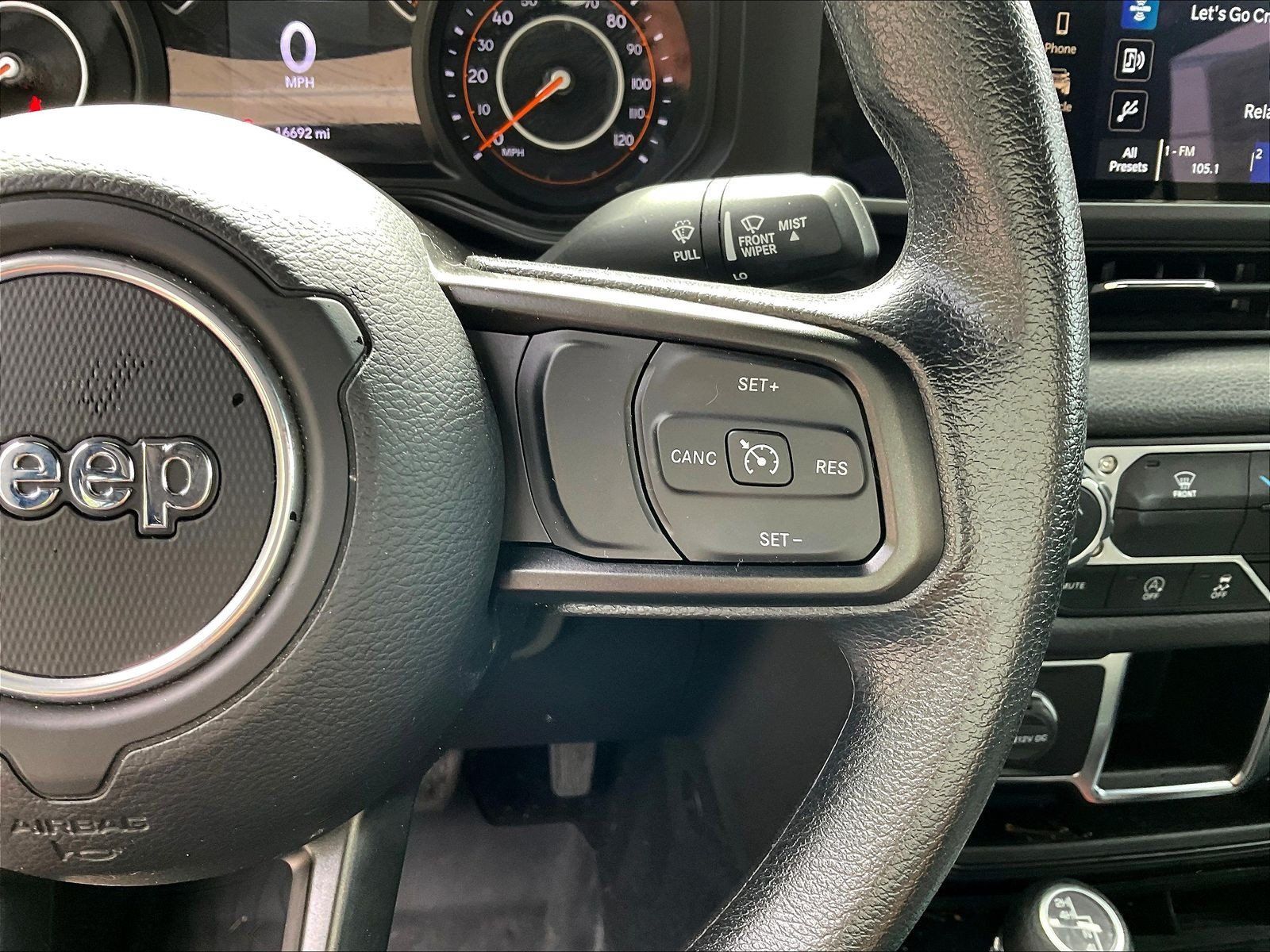 Used 2024 Jeep Wrangler Unlimited Sport AWD/4WD image 12