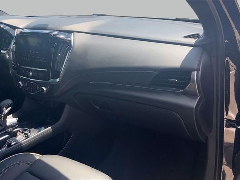 Used 2023 Chevrolet Traverse Premier w/ Redline Edition FWD image 34
