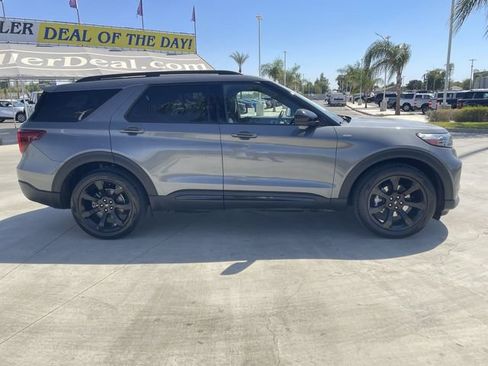 Used 2022 Ford Explorer ST-Line RWD image 9