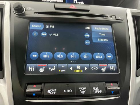 Used 2019 Acura TLX image 17
