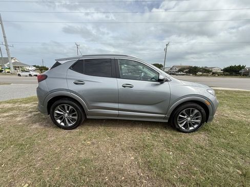 Used 2023 Buick Encore GX Select w/ Sport Touring Package image 8