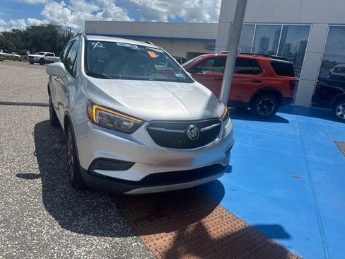 Used 2021 Buick Encore Preferred FWD image 3