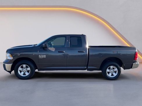 Used 2024 RAM 1500 Classic SLT image 4