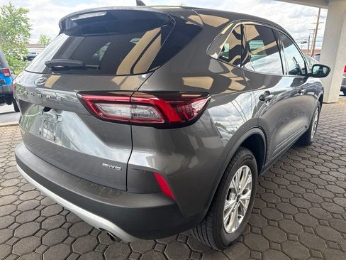 Certified 2023 Ford Escape Active AWD/4WD image 6