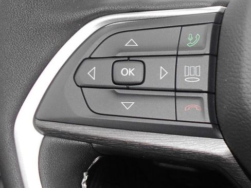 New 2025 Jeep Grand Cherokee Limited image 21