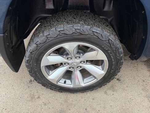 Used 2019 RAM 1500 Limited AWD/4WD image 17