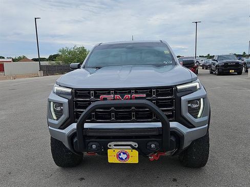Used 2023 GMC Canyon AT4X w/ Edition 1 AWD/4WD image 8
