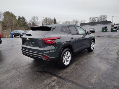 New 2026 Chevrolet Trax LS w/ LS Convenience Package