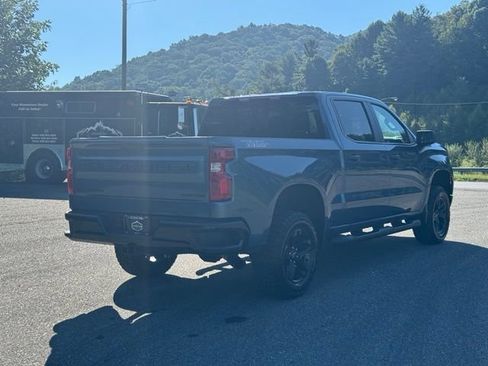 Certified 2024 Chevrolet Silverado 1500 Custom Trail Boss w/ LPO, Dark Essentials Package AWD/4WD image 7