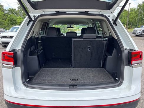 Certified 2023 Volkswagen Atlas SE FWD image 16