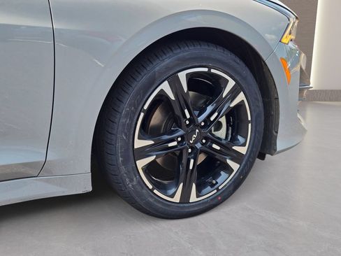 Used 2022 Kia K5 GT-Line AWD/4WD image 5