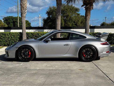 Used 2018 Porsche 911 GT3 image 3