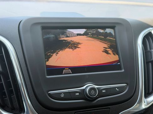 Used 2020 Chevrolet Equinox LT AWD/4WD image 29