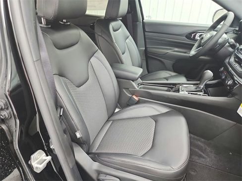 New 2026 Jeep Compass Latitude image 34