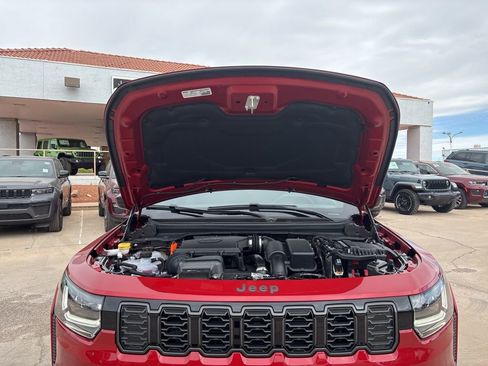 New 2026 Jeep Cherokee Laredo AWD/4WD image 47
