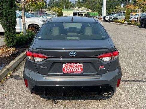 Certified 2025 Toyota Corolla SE w/ SE Premium Package AWD/4WD image 8