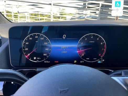 Used 2025 Mercedes-Benz GLA 250 4MATIC image 13