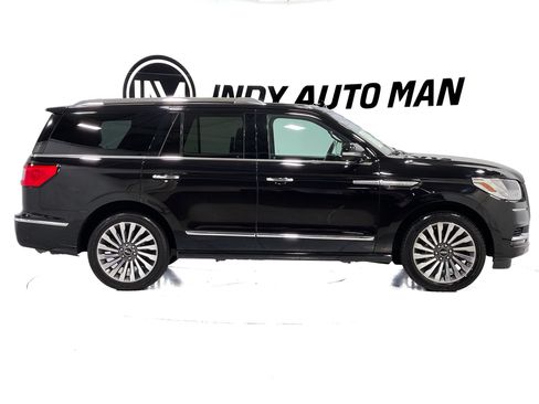 Used 2019 Lincoln Navigator Reserve AWD/4WD image 3