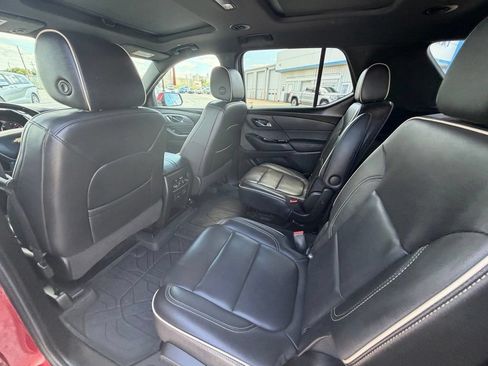 Used 2023 Chevrolet Traverse Premier w/ LPO, Floor Liner Package AWD/4WD image 26