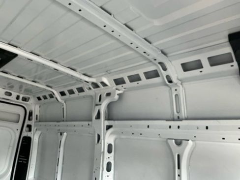 Used 2024 RAM ProMaster 2500 w/ Convenience Group FWD image 21