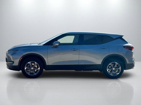 Used 2025 Chevrolet Blazer LT FWD image 8