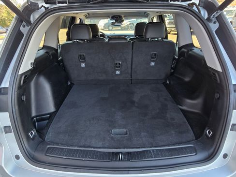 Used 2022 Jeep Grand Cherokee Limited image 33