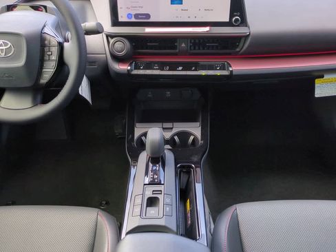 New 2026 Toyota Prius Plug-In Hybrid FWD image 18