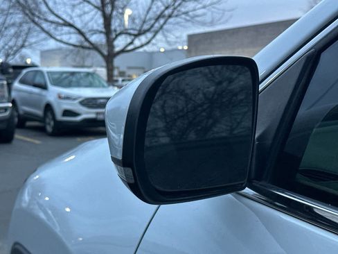 Used 2015 Jeep Cherokee Limited image 10