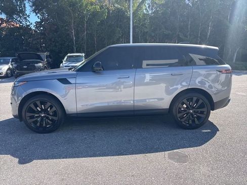 Used 2024 Land Rover Range Rover Sport SE image 4