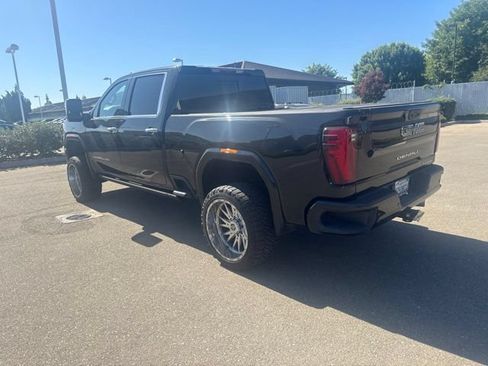 Used 2024 GMC Sierra 2500 Denali Ultimate AWD/4WD image 10