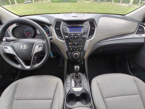 Used 2013 Hyundai Santa Fe Sport FWD image 10