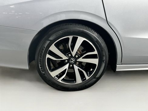 Used 2019 Honda Odyssey Elite image 11
