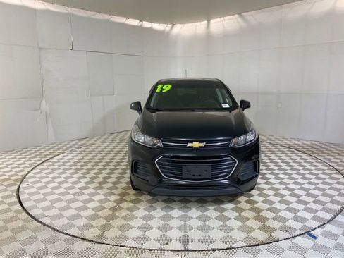 Used 2019 Chevrolet Trax LS w/ Tint and Cruise Package FWD image 21