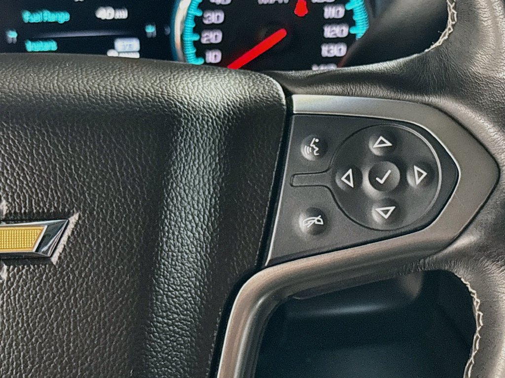 Used 2019 Chevrolet Suburban Premier w/ Premier Plus Edition AWD/4WD image 39